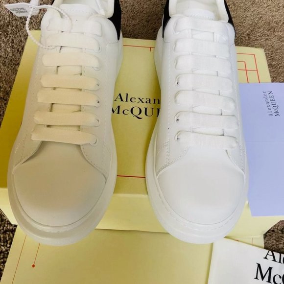 Alexander McQueen sneakers - Picture 4 of 5